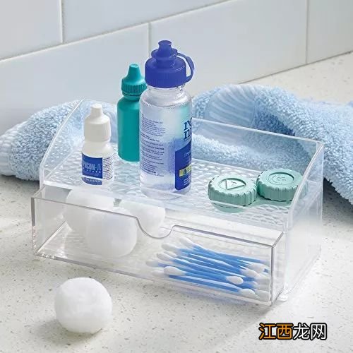 隐形眼镜上的沉淀物是什么?隐形眼镜天天戴,眼睛真的会瞎吗?