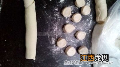 美味小笼包的详细做法