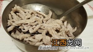 夏日来碗“银耳苹果瘦肉汤”来滋养皮肤