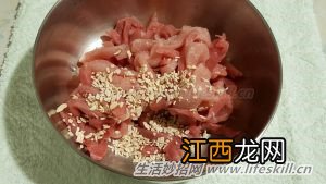 夏日来碗“银耳苹果瘦肉汤”来滋养皮肤