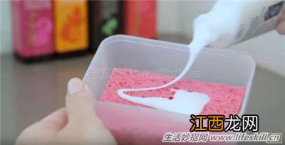 孩子手工后的场所卫生巧打理