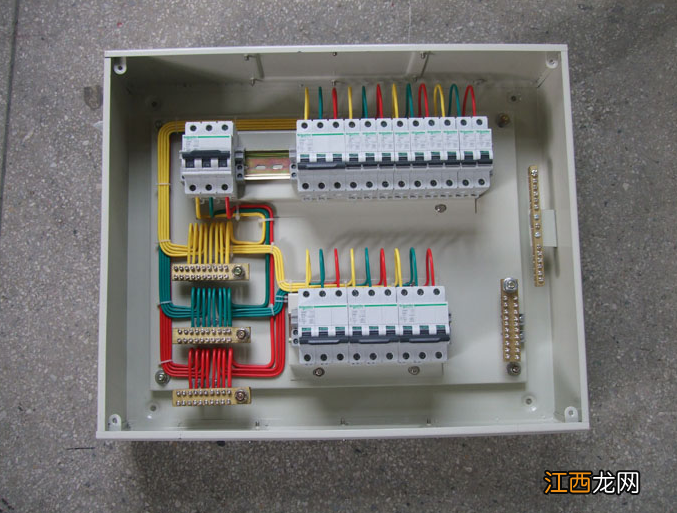 照明配电箱的主要用途及使用条件