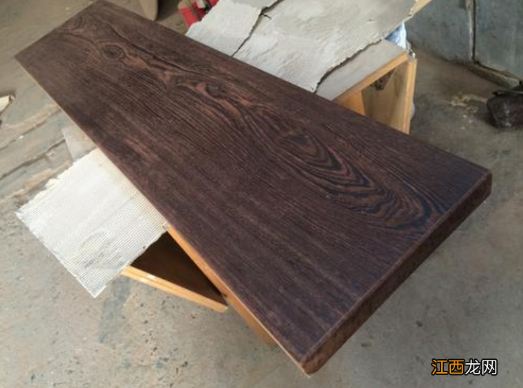 鸡翅木：听上去很好吃的红木板材