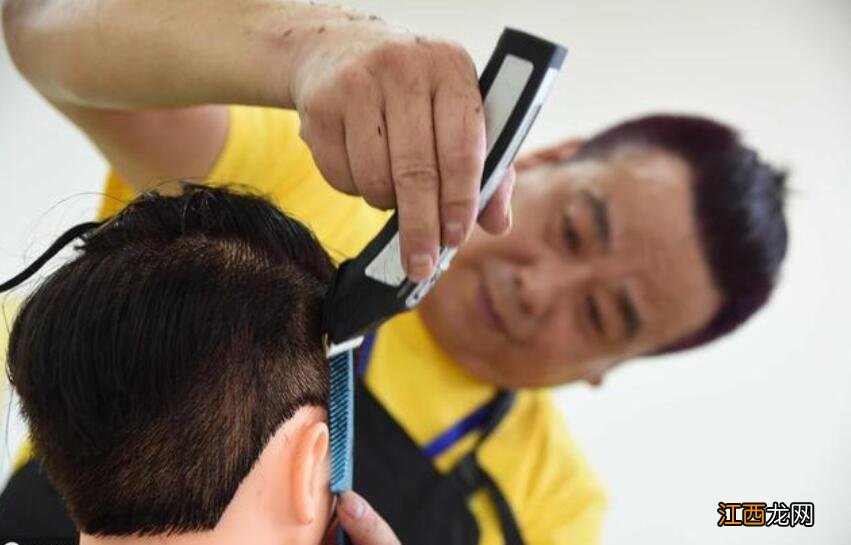 头油多瘙痒有头屑怎么办?有什么方法