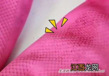 清除衣服上毛屑的简单方法