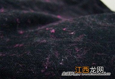 清除衣服上毛屑的简单方法