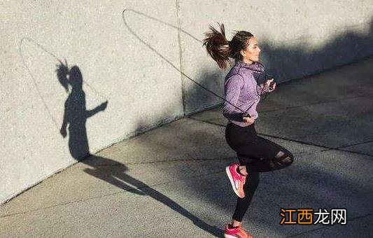推荐少女跳绳减肥 7种跳绳运动法锻炼体质
