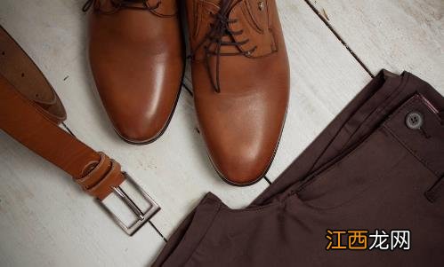 不同材质衣物多久洗一次好 衣物鞋子清洁保养的妙招