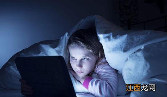 熬夜危害大易提前衰老 晚上睡不着觉应对妙招