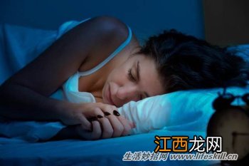 478呼吸入眠法，让你60秒内安然入睡。亲测有效！