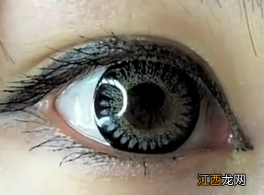 第一次戴美瞳怎么戴 这些步骤你要学会