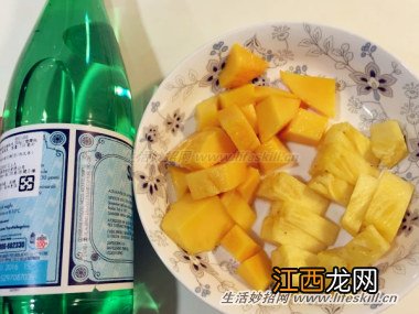 鲜果气泡饮，简单制作、畅饮无限！