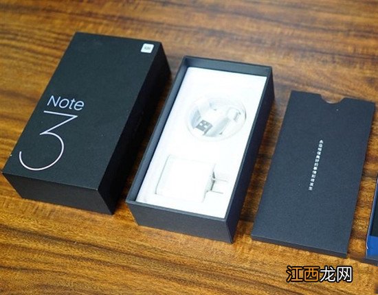 小米Note 3亮蓝版开箱图赏