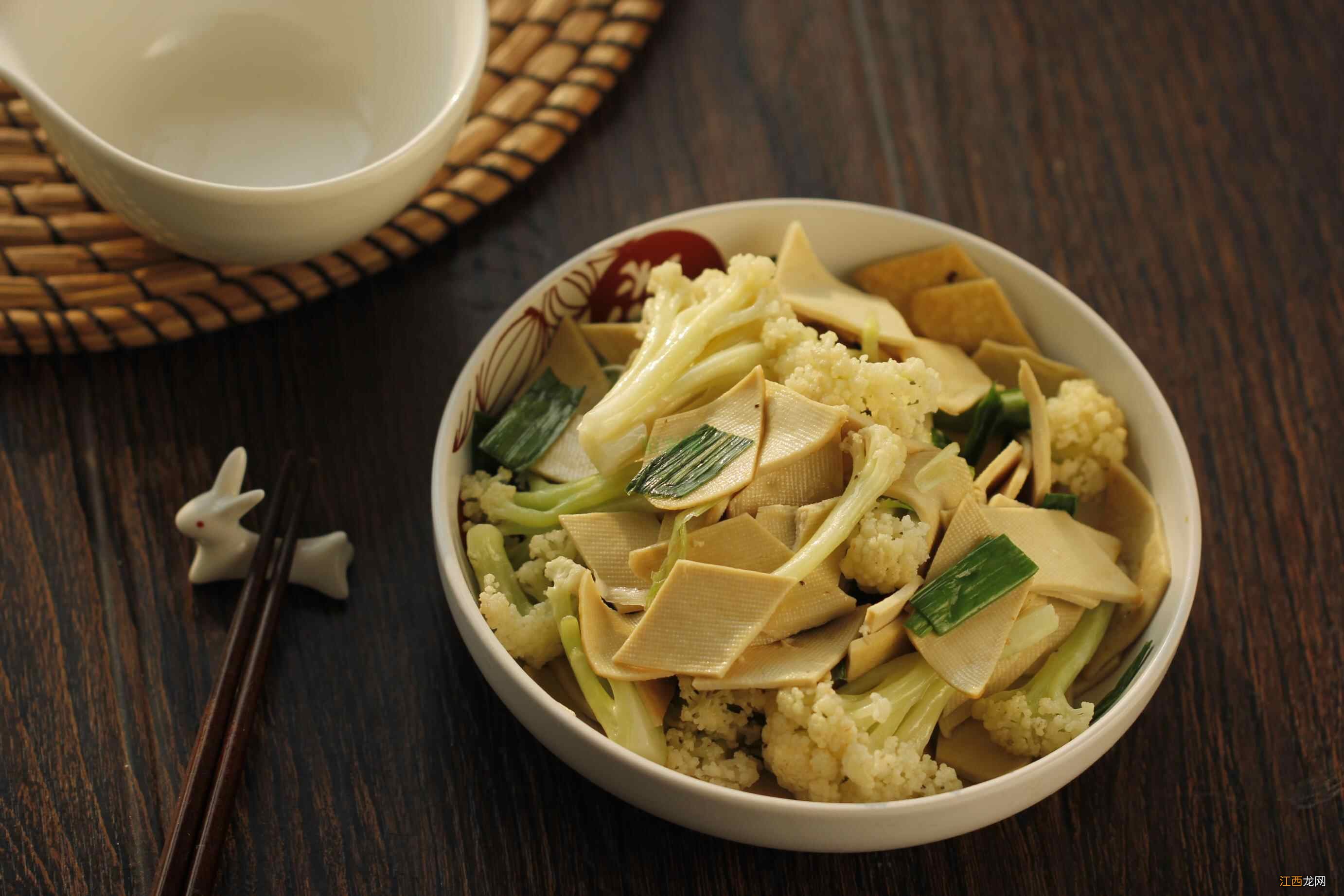 老年人究竟该如何养生?注意这4点饮食习惯,有益于祛病延年