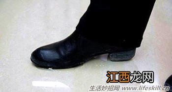 挑选瓷砖的简单小方法