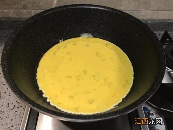 南方人听到这个菜名是不是有些懵?东北菜炸三样都是什么?