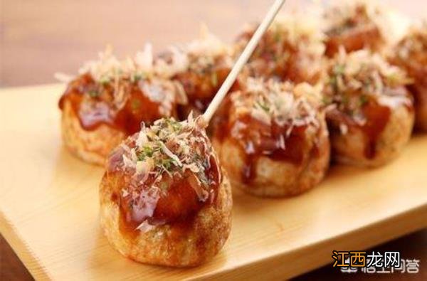 探寻一个地方的历史和文化,最好的方式就是从当地的小吃入手大连有哪些小吃街