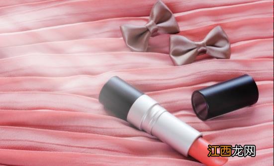 女人吃口红伤身体吗？