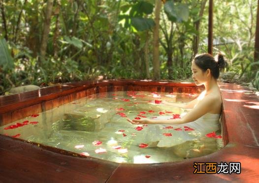 泡温泉一次泡多长时间最好?女性泡温泉的好处