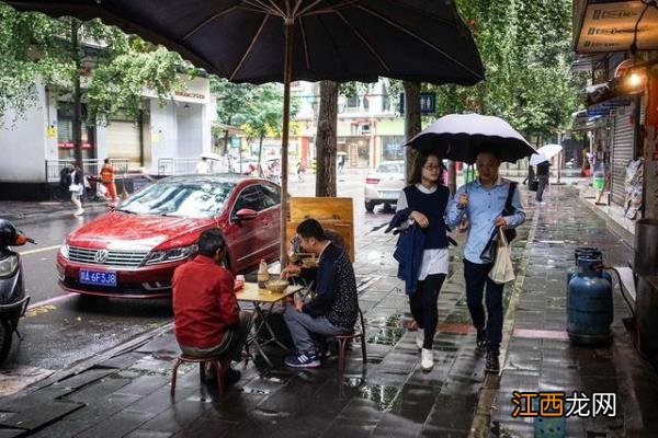 成都人的早餐从一缸茶开始成都人的早餐以什么为主