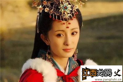 王昭君是中国古代四大美女之一 昭君出塞让人们纪念两千多年 一曲琵琶两行泪 一颗丹心为汉庭