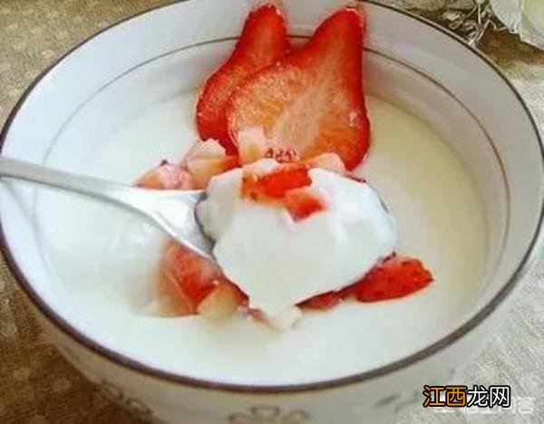 怎么用双皮奶粉做双皮奶？如何用双皮奶粉制作双皮奶