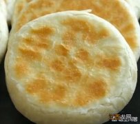 糖酥饼是怎么做成空心状的？其实这其中的秘密非常的简单糖酥饼怎么做又酥又脆视频