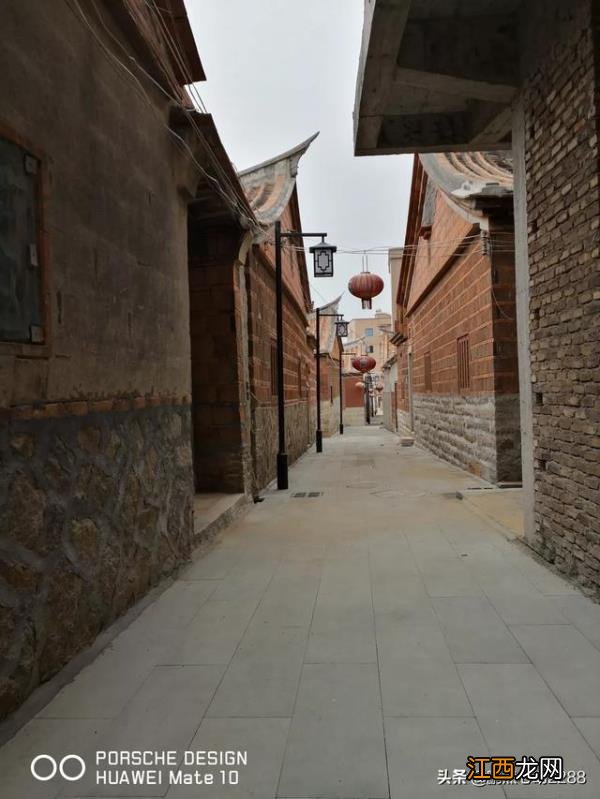 厦门旅游玩的地方很多，我开车到厦门已经是晚上啦厦门必打卡的景点