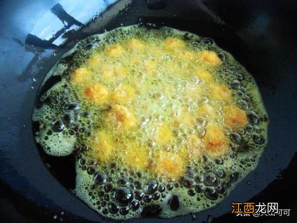 咕噜肉用什么粉比较脆？咕噜肉用什么粉炸才够脆口