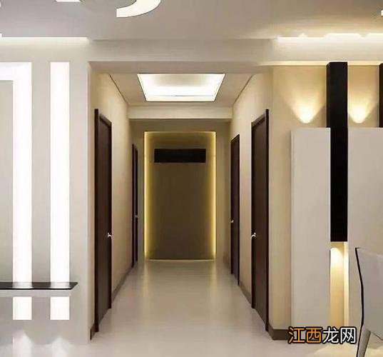 镜子对着卧室门怎么办 窗对门出贵人,入户门正对窗户怎么破