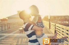 女性恋爱宝典：女人进入恋爱的三个阶段