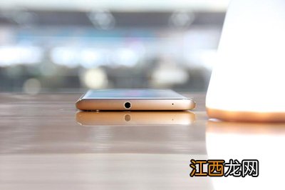 不仅仅双曲屏！高颜值vivo Xplay5手机评测