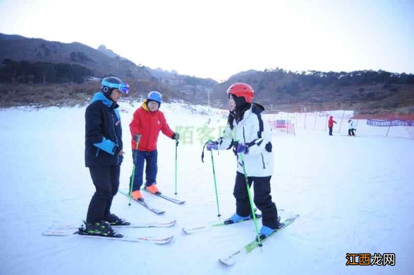 反季游秦皇岛，乡村民俗过大年，感受温泉滑雪冰火两重天