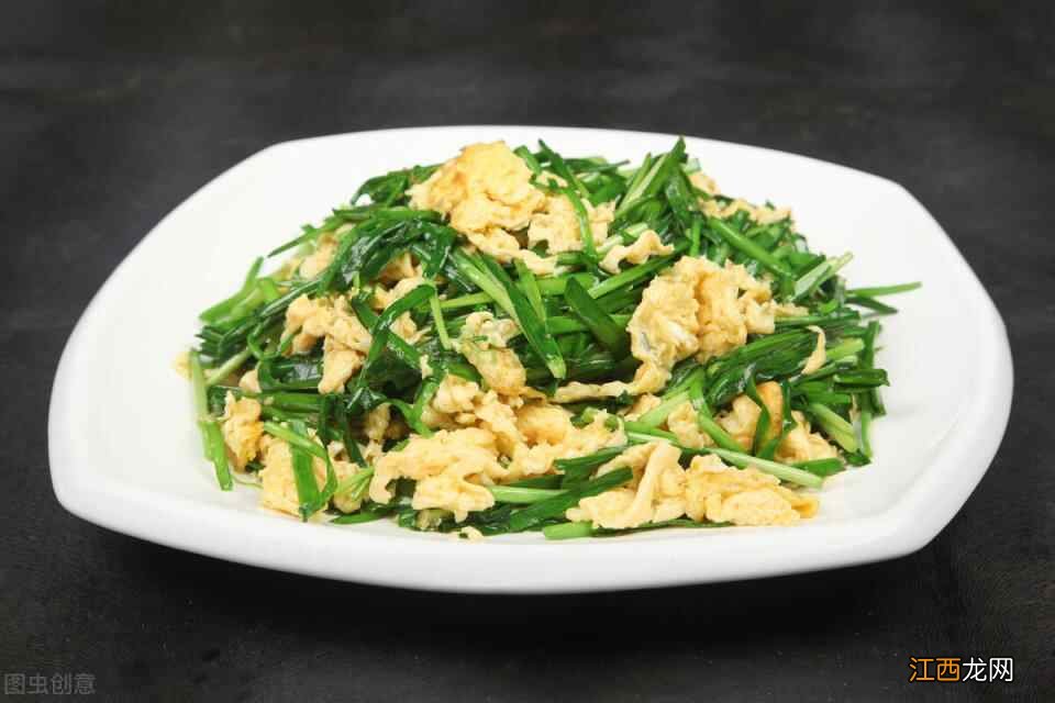 谷雨节气常阴湿多雨,饮食养生常吃这“五素三荤”,养肝护脾胃