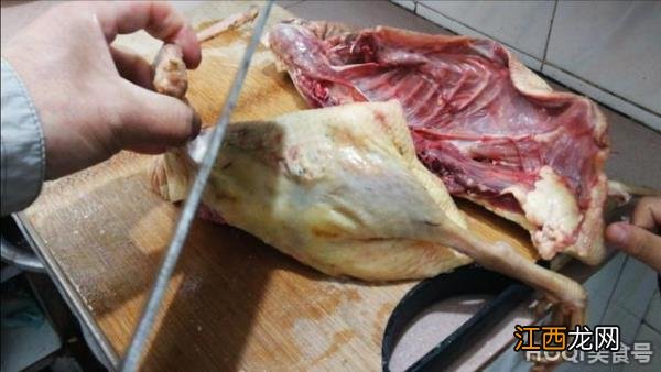 三杯鸭非常好吃，都用什么调料？ 三杯鸭非常好吃