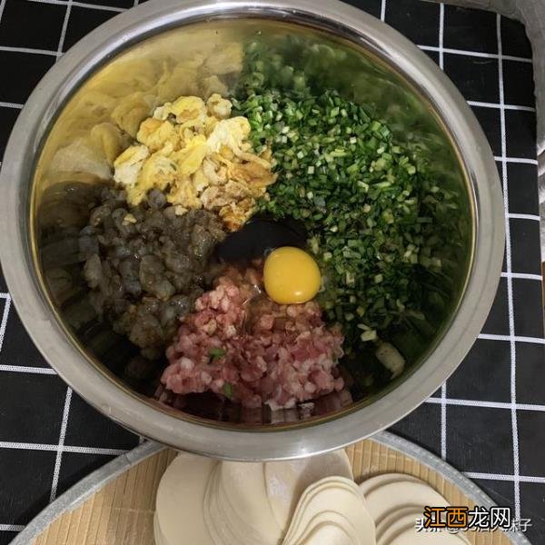 韭菜三鲜水饺 韭菜三鲜水饺如何做