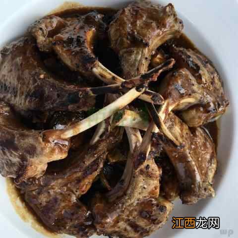 俗话说“冬季吃羊肉，一冬暖洋洋”，中医：冬季养生食疗为先