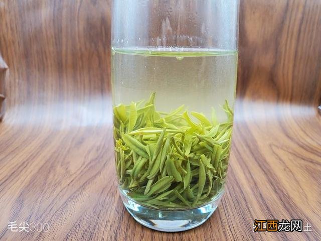 初夏喝什么茶好？初夏喝什么茶女生，需牢记3点