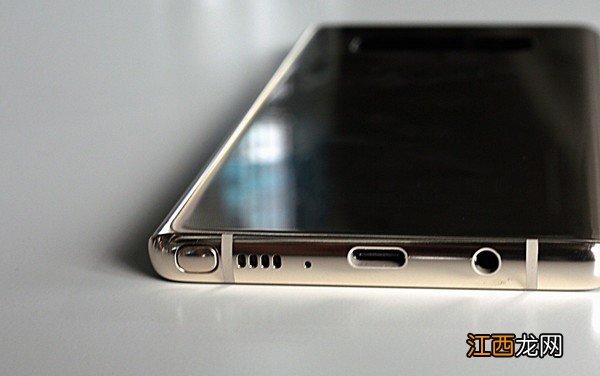 三星Note8评测：从外观、性能与拍照方面的深度评测