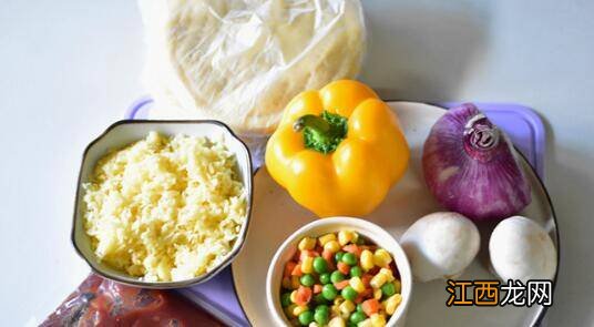 家庭烤箱烤披萨的做法