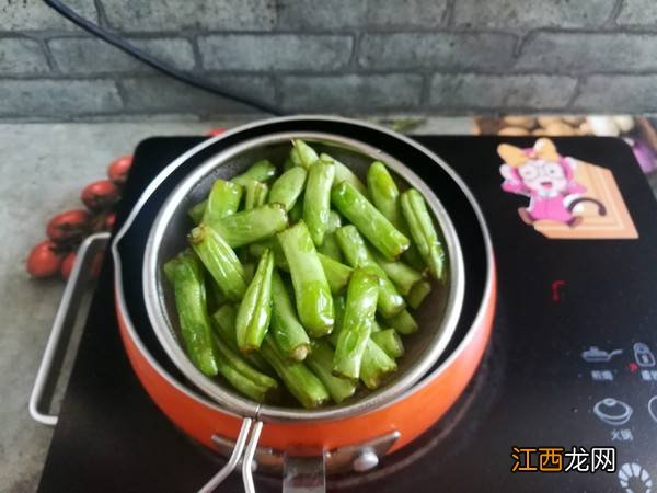 干煸四季豆的做法