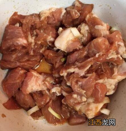 秋葵炒肉怎么做