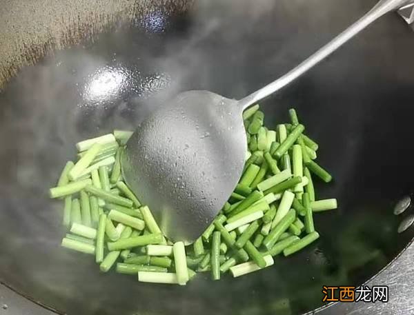 鸭肾怎么炒好吃