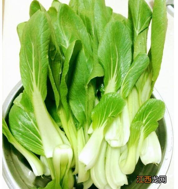 青菜炒香菇怎么炒