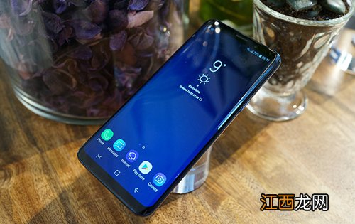 AI智能手机哪家强？鲁大师2018年Q1季度最智能手机排行