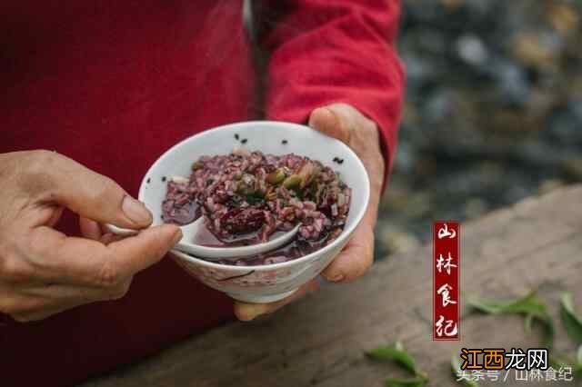 闲来无事吃粥去 丰富五谷养生正当时