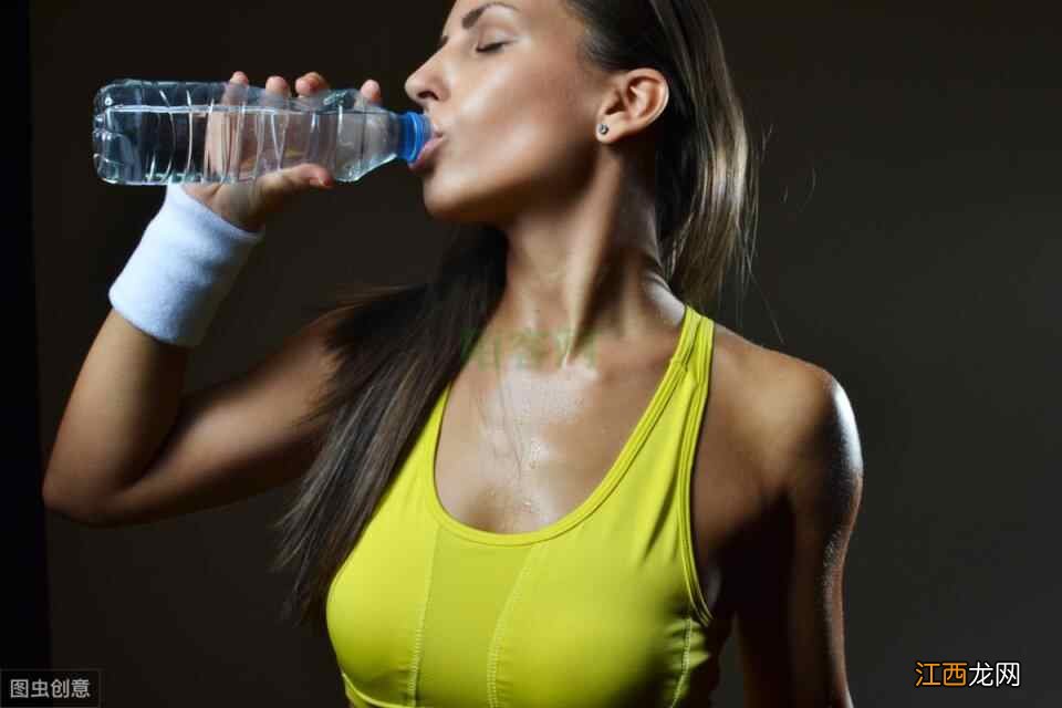 喝水的作用胜过吃药，及时补水非常重要！一定要看