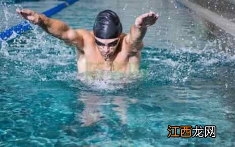 为什么越来越多的人坚持游泳?这3个好处不请自来