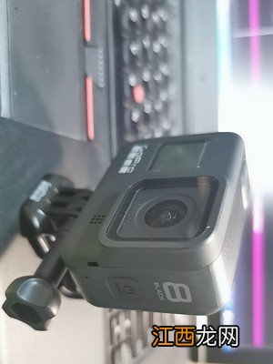 带来更为清晰的拍摄效果同时可拍摄超广角的画面