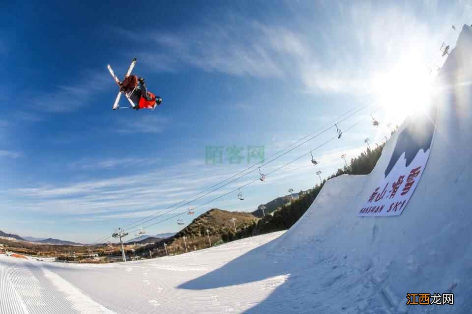 滑雪、赏冰、登长城、逛庙会……密云冰雪旅游季邀您体验